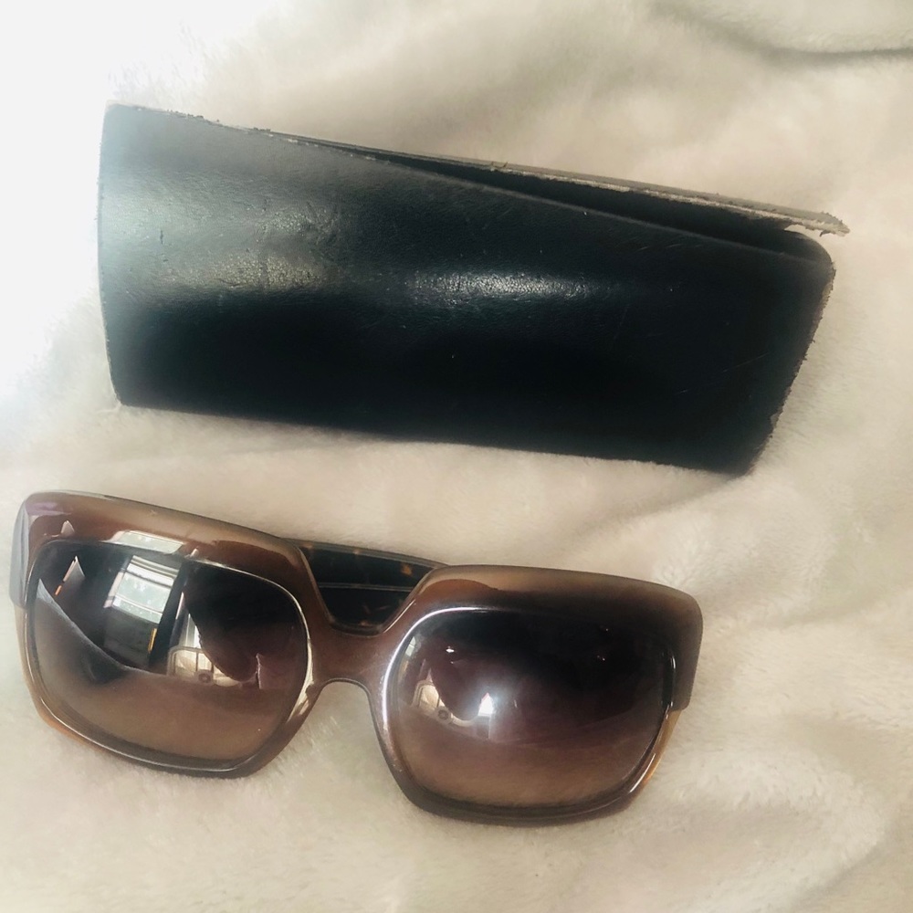 Fendi sunglasses - Picture 2 of 4